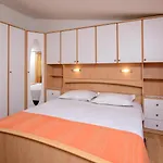 Apartamento 3-bedroom Nada In *