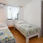 3-bedroom Nada In * Orebić