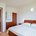 3-bedroom Nada In Apartment