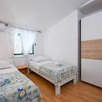 3-bedroom Nada In *