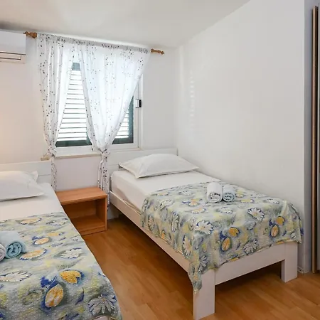 3-bedroom Nada In * Orebic