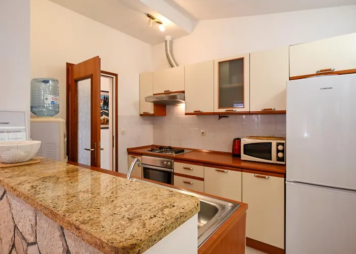 3-bedroom Nada In Apartment