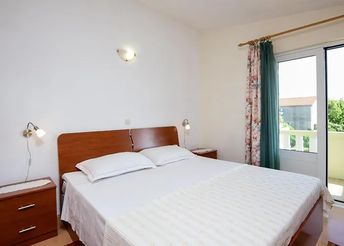 Apartment 3-bedroom Nada In *