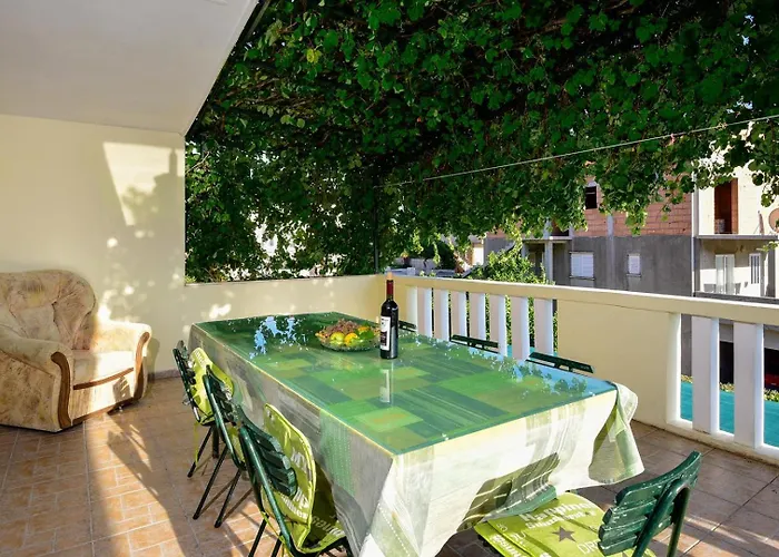 Apartment 3-bedroom Nada In Orebić